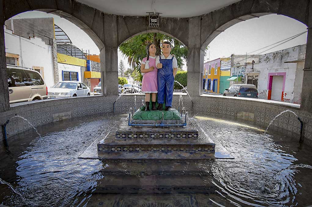 Leyendas de Puebla: la fuente de los muñecos en Xonaca | Poblanerías en  línea
